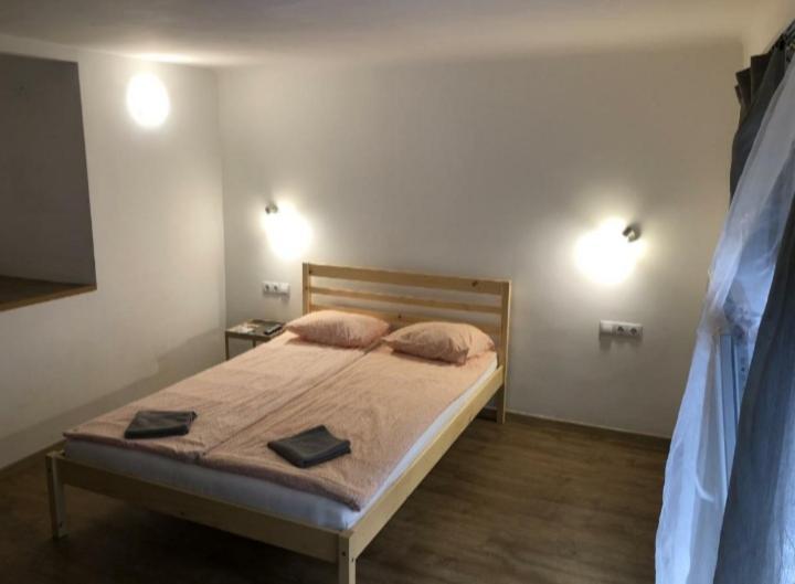 Apartman Voeroesmarty Budapeste Exterior foto
