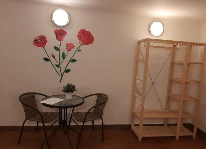 Apartman Voeroesmarty Budapeste Exterior foto