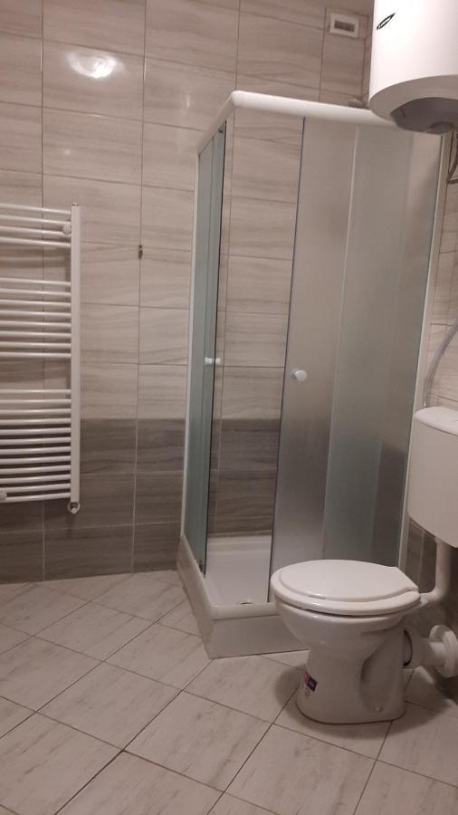 Apartman Voeroesmarty Budapeste Exterior foto