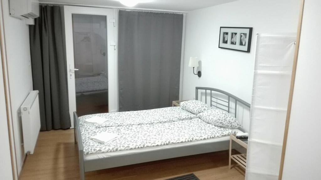 Apartman Voeroesmarty Budapeste Exterior foto